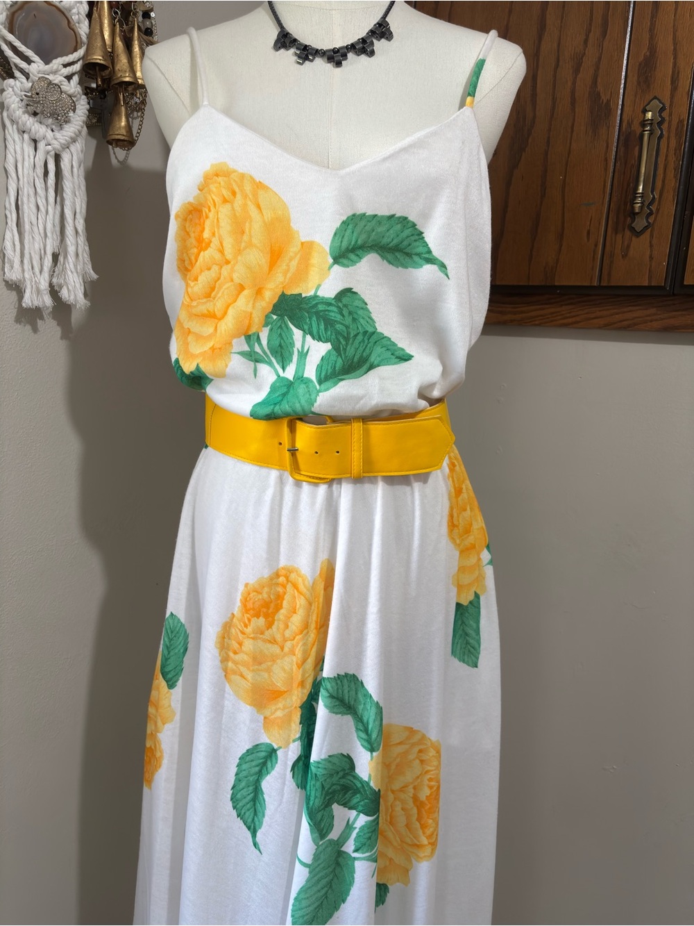 J. Ellis Vintage White Maxi Dress with Yellow Floral Print and Belt Size 10 - Picture 3 of 14